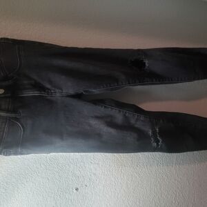 Black Distressed Jeans